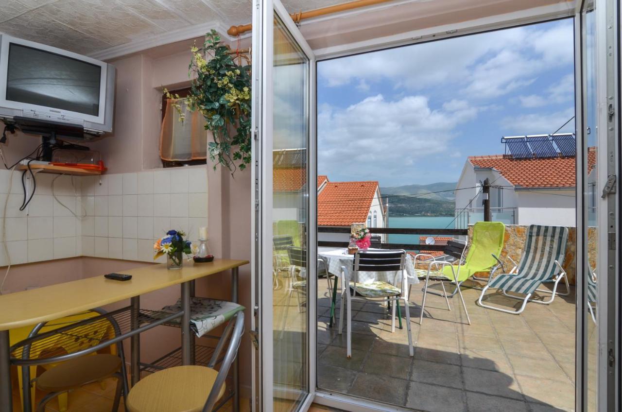 Apartmani Kate Trogir Exterior photo