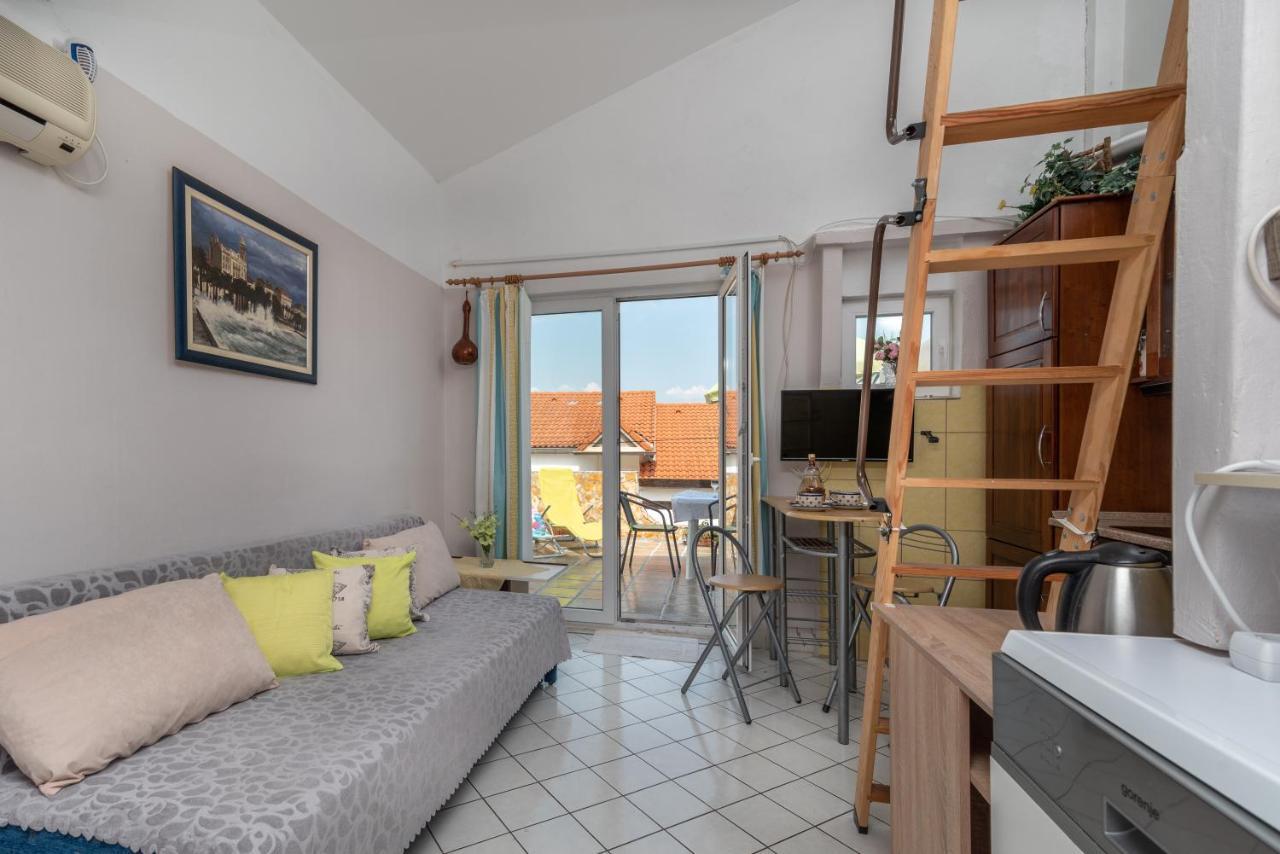 Apartmani Kate Trogir Exterior photo