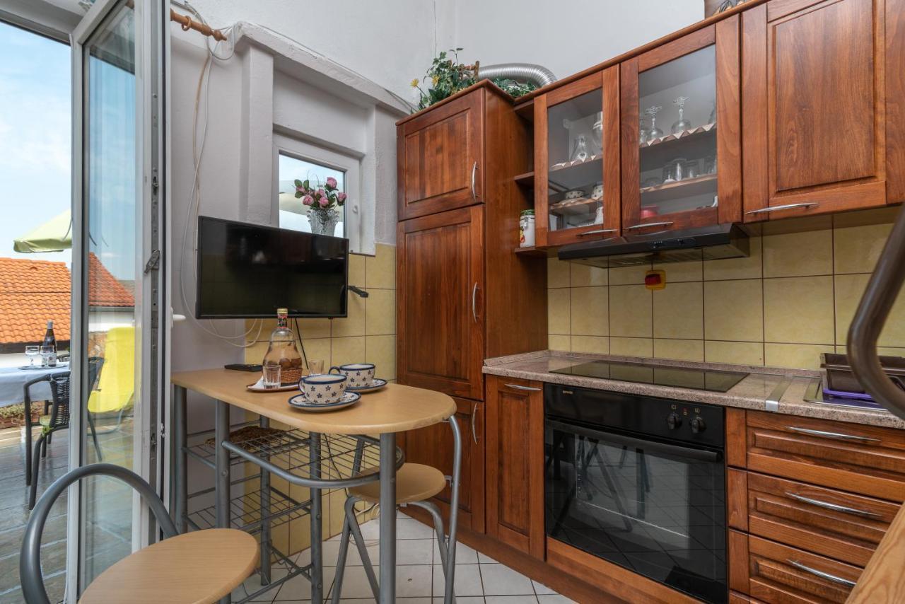 Apartmani Kate Trogir Exterior photo